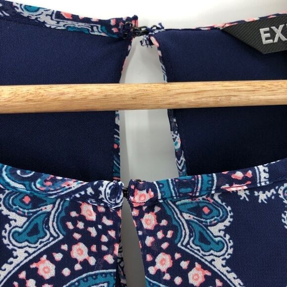 Express Paisley Print Keyhole Long Sleeve Romper Size XS - Picture 5 of 10